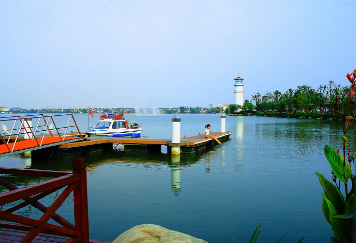 武汉汤逊湖鱼丸：中国最大城中湖的洁白美味